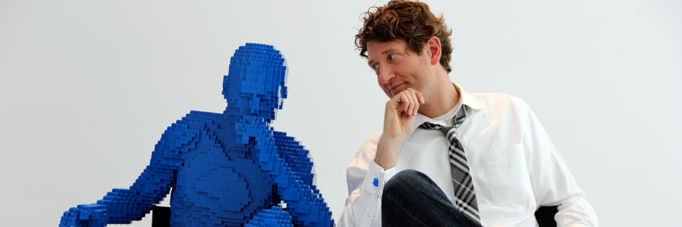hero-6 - construction de site comme un lego Nathan Sawaya , the brickartist